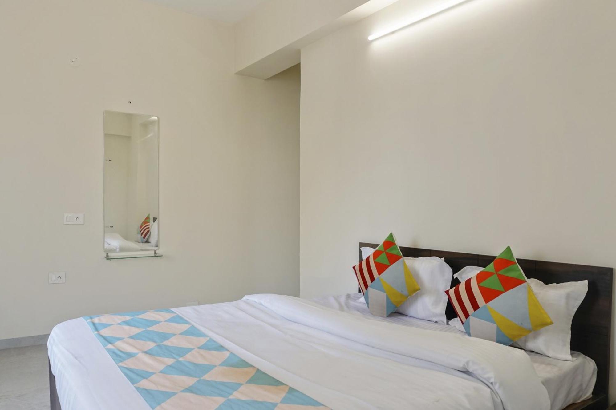 Hotel O Home Elegant Prime Ville Chinchvad Buitenkant foto